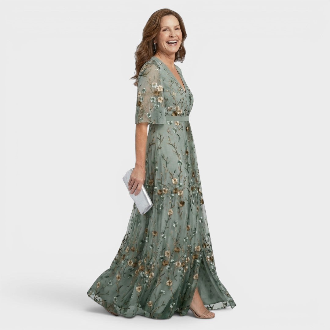 Daniela | Elegant Halter Maxi Dress
