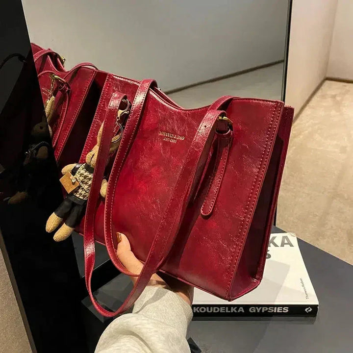 NIKKI™ - Elegant Shoulder Tote