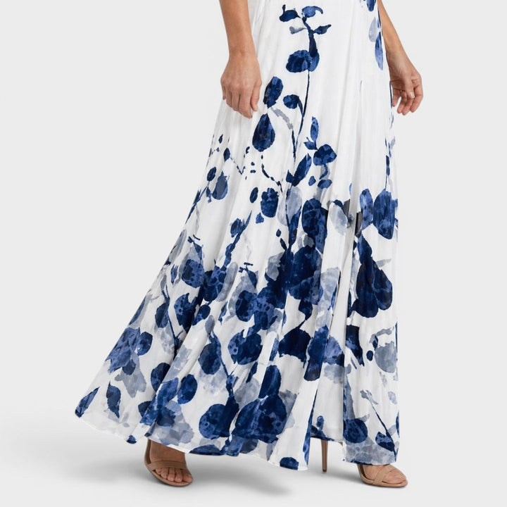 Daniela | Elegant Halter Maxi Dress