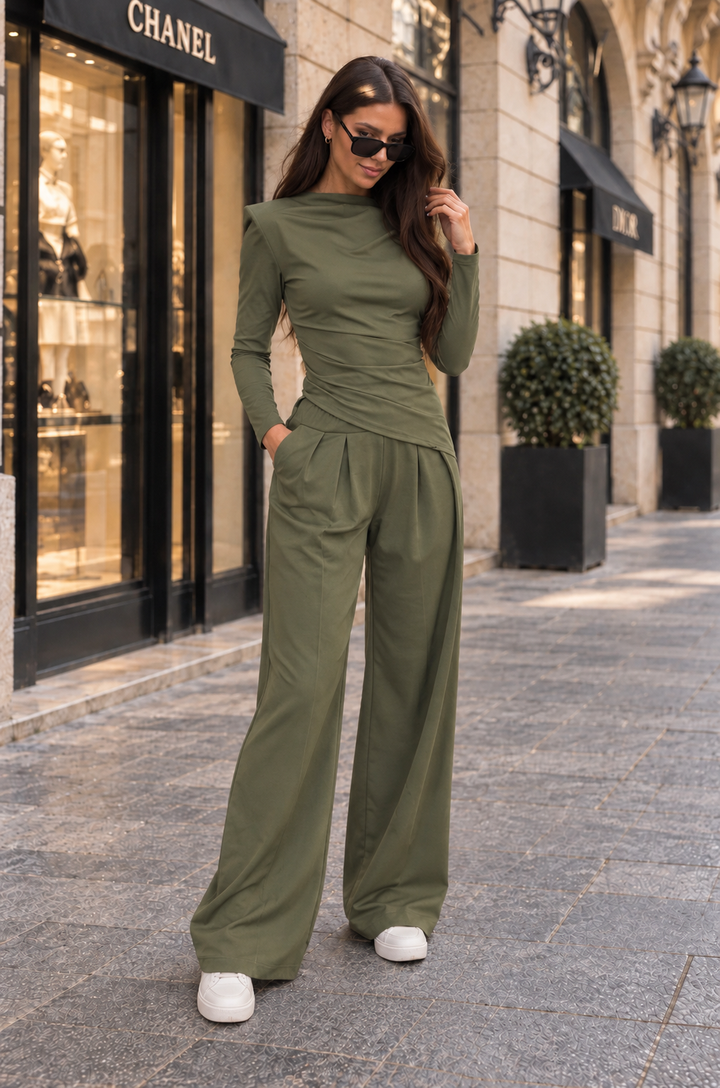 Holland - 2-Piece Ensemble