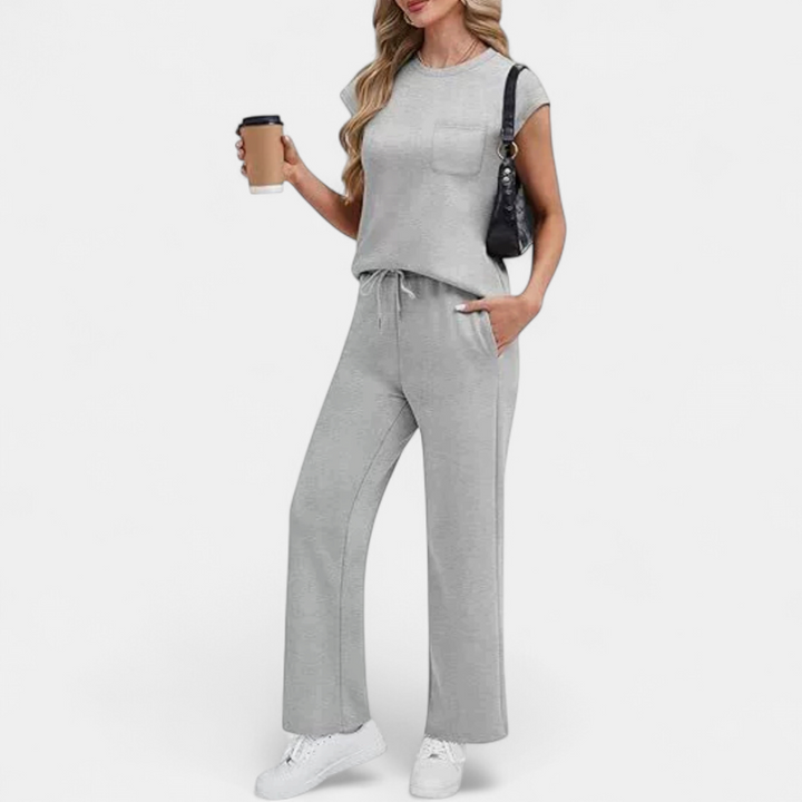 SOLÈNE™ – Breezy Crewneck Lounge Two-Piece Set