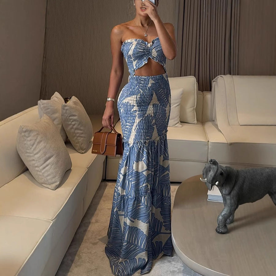 EVIE™ - Tropical Bandeau Dress with Ruched Detail and Slim Fit